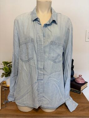 Cloth & Stone Light Wash Tencel Button Down Shirt Pocket Size XL